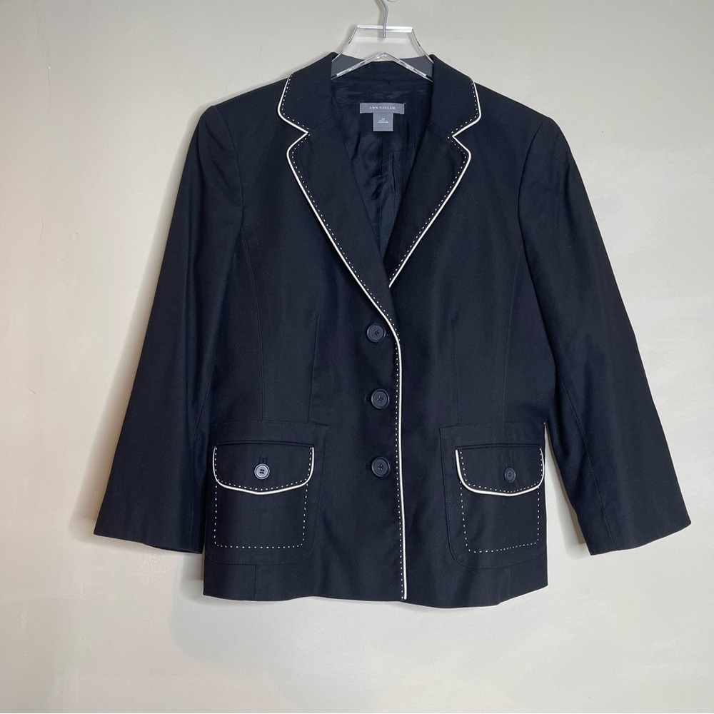 Ann Taylor White Trim Black Blazer size 10